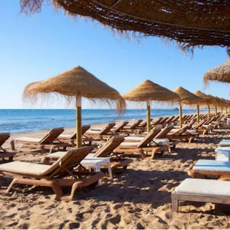 Lejlighed Iconic Sea Views Luxury Puerto Marino