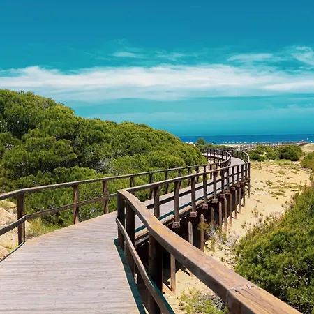Iconic Sea Views Luxury *