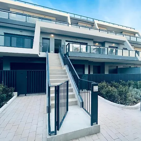 Iconic Sea Views Luxury * Puerto Marino