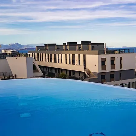 Iconic Sea Views Luxury Apartamento Puerto Marino